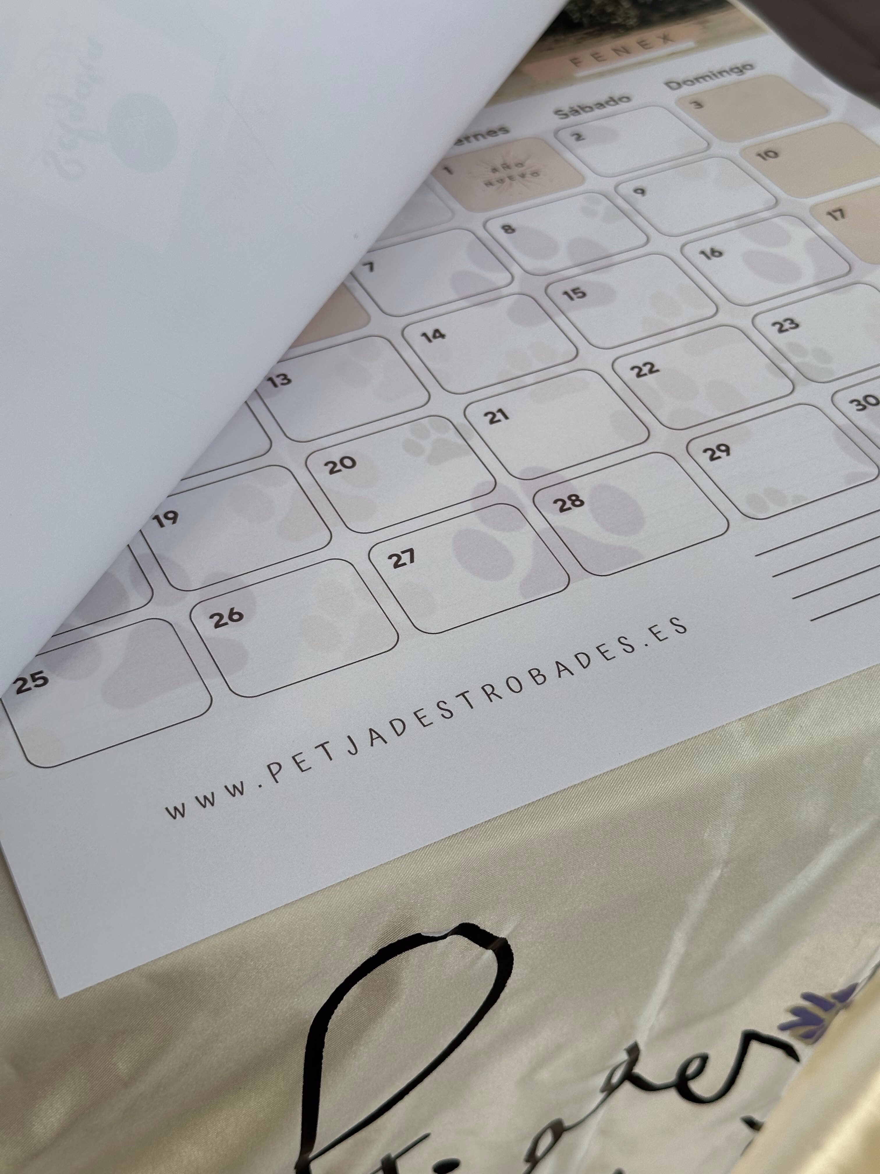 CALENDARIO SOLIDARIO 2027 - PETJADES TROBADES | Nuestros peludos - Imagen 3